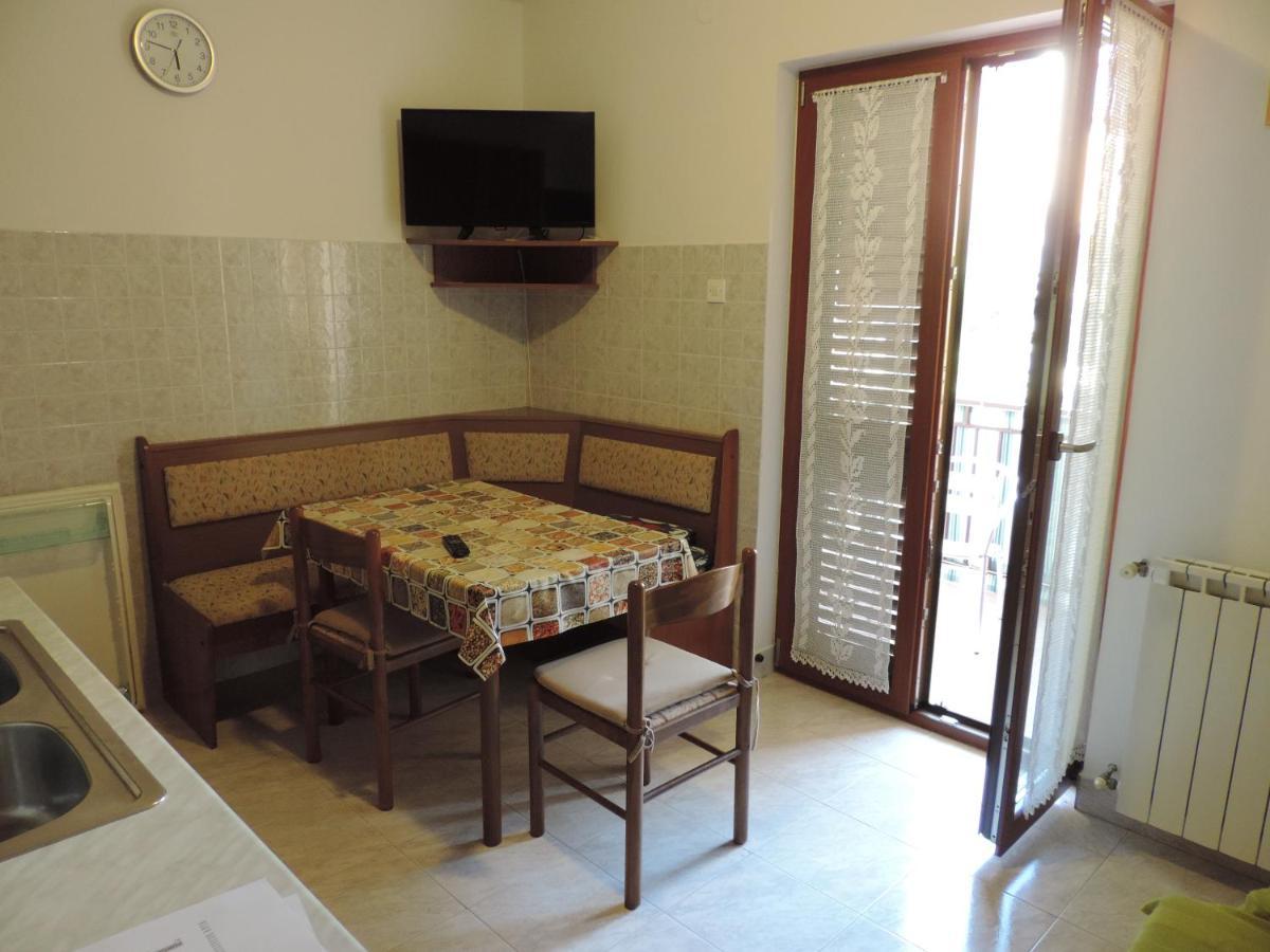 Apartmani Antica Cres Exterior photo
